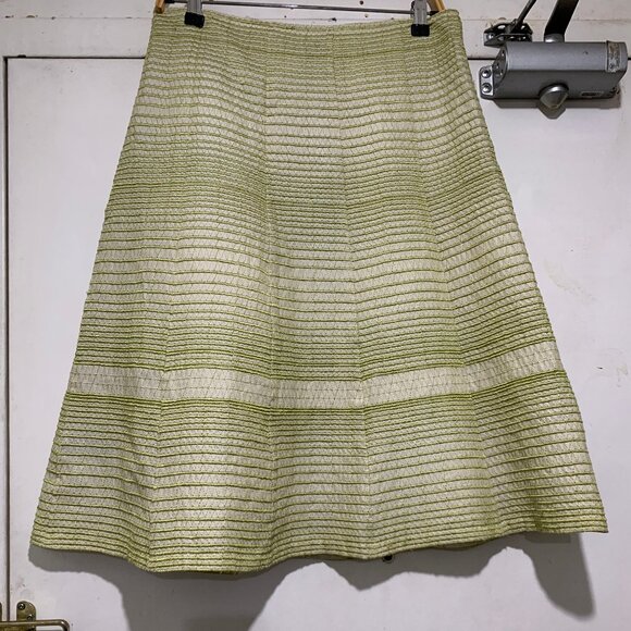 CLUB MONACO LIGHTWEIGHT EMBROIDERED SKIRTS SIZE 2 - Picture 4 of 11